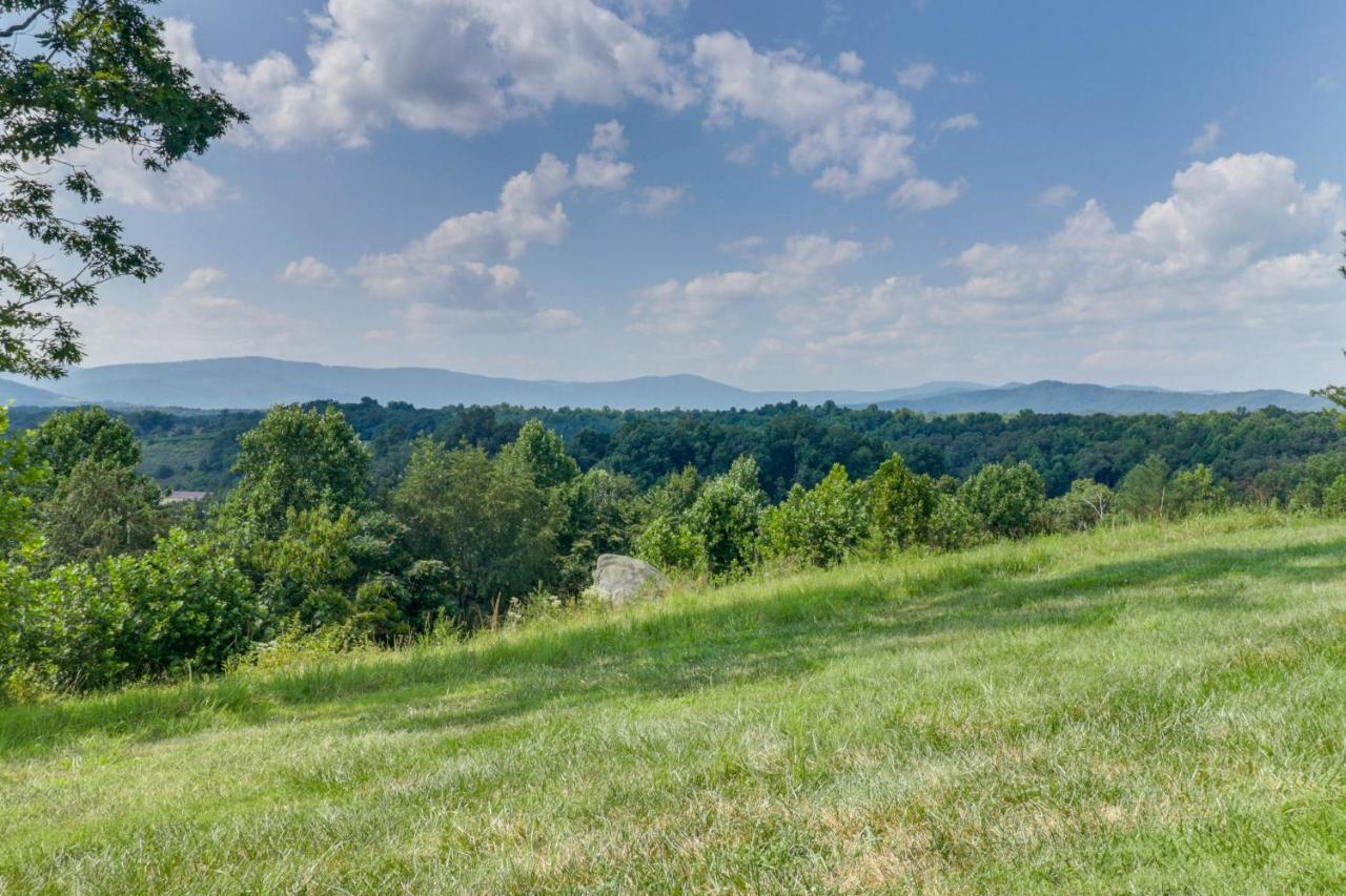 Rustic Baileys Retreat Cabin Near Wineries! Crozet Екстер'єр фото